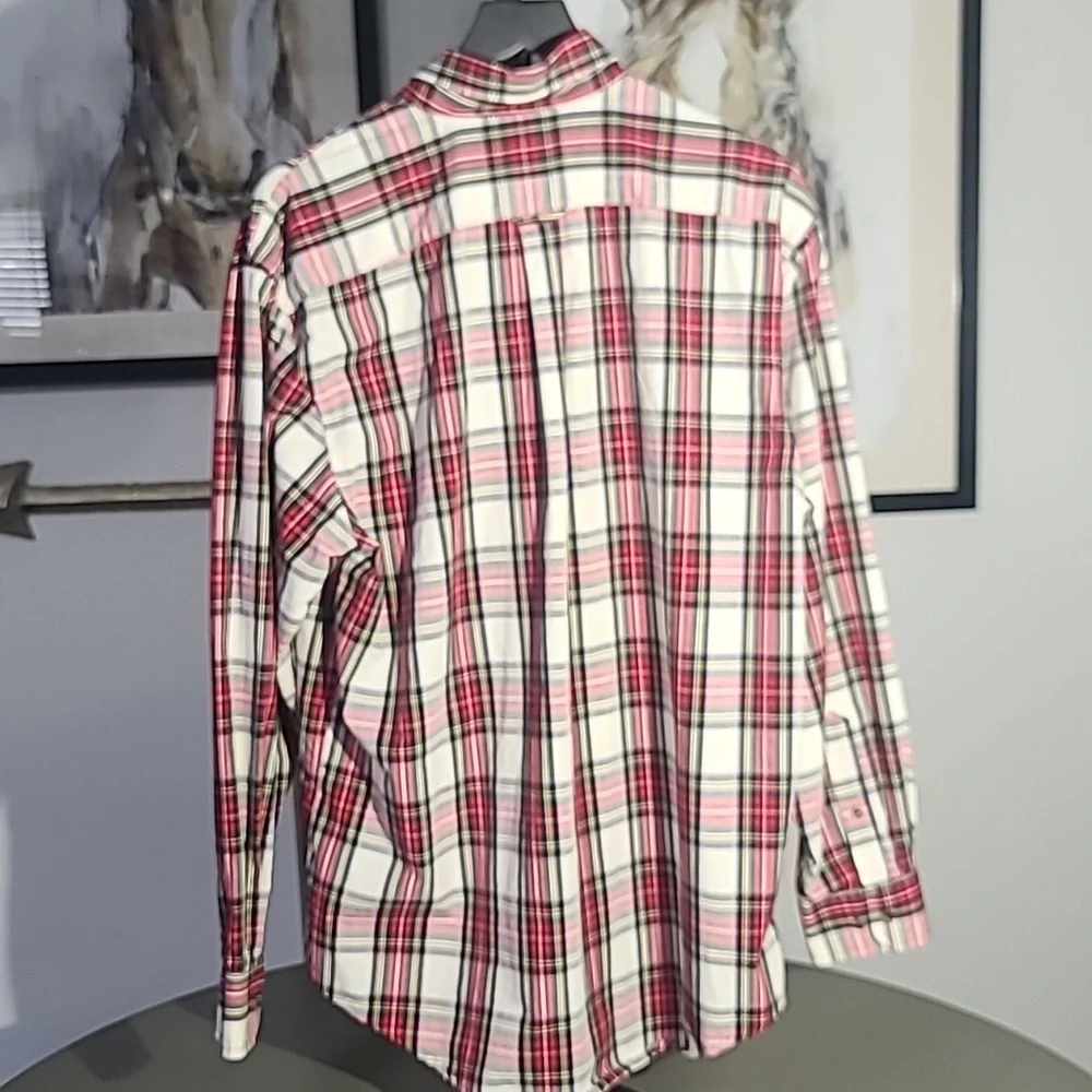 IZOD Heritage Tartan Red & White Plaid Long-Sleeve Button-Down Shirt